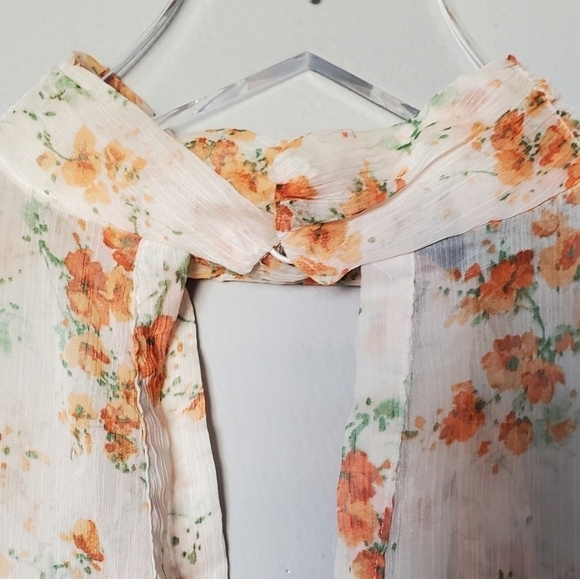 Zara Floral Blouse in Cream and Orange - Picture 3 of 7